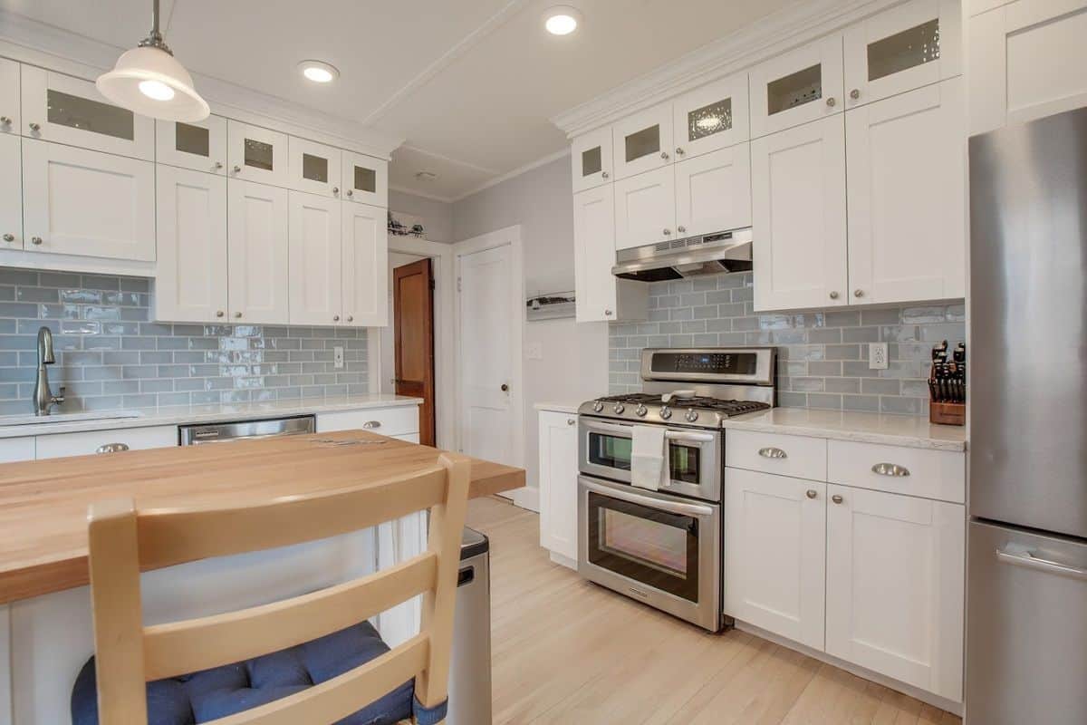 Kitchen Cabinet Refacing Jamaica Plain MA